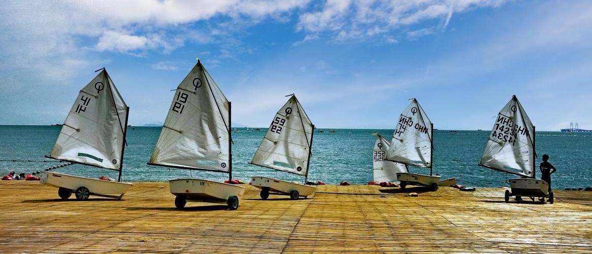 作为滑翔伞 作为滑翔伞